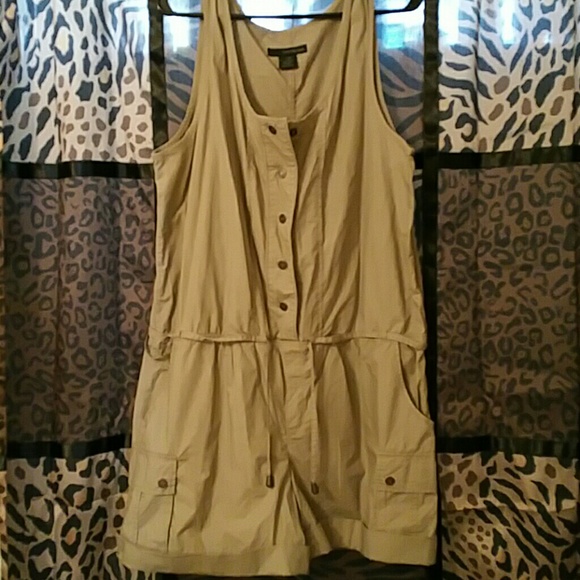 Calvin Klein Safari Romper XL new never worn