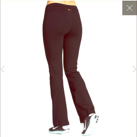 Yogasmoga reversible slimmie pant!