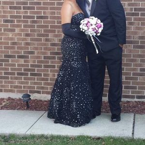 Prom dress only wore once