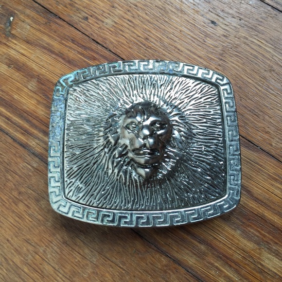 Vintage 1970s silver lion belt buckle
