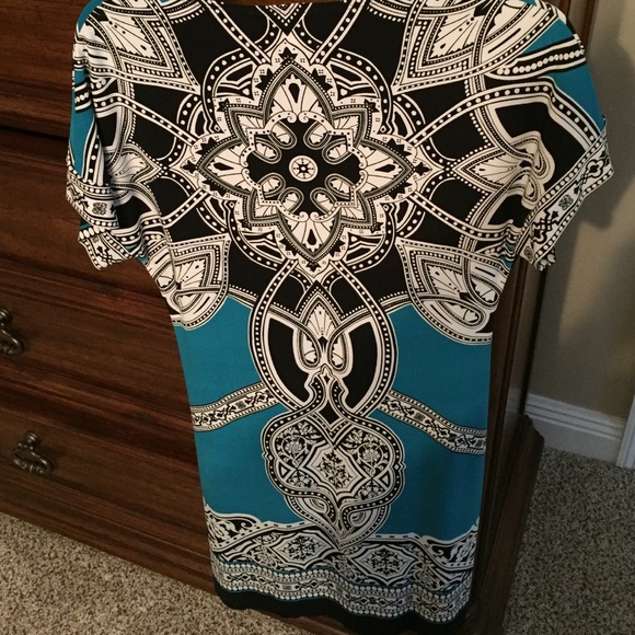 Dress - Picture 3 of 3