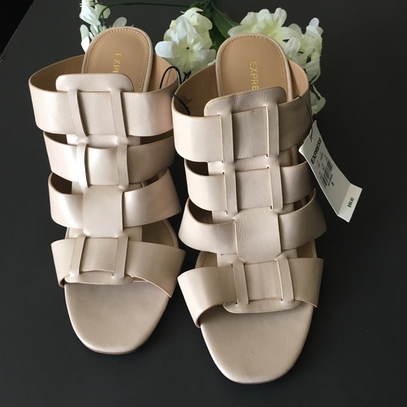Express Sandals