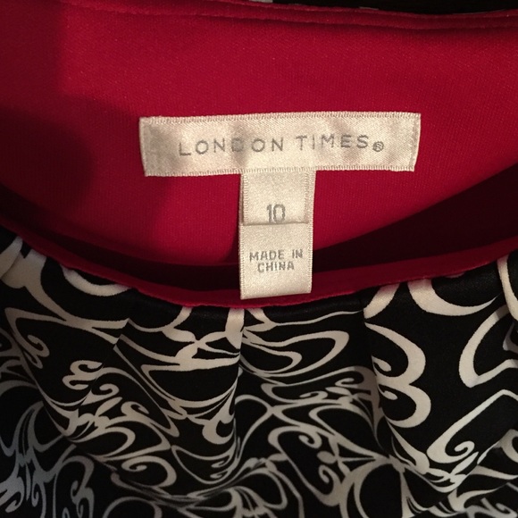 Dress - Picture 2 of 4