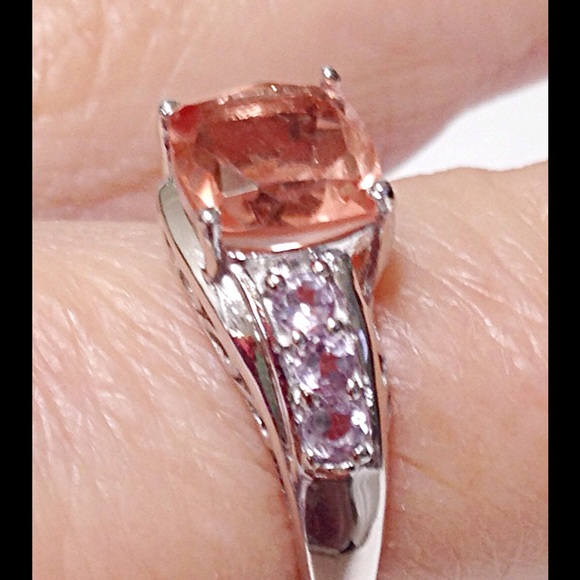 Peach Quartz, Rose De France Amethyst - Picture 3 of 4