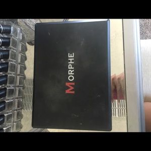 Morphe 35O pallet