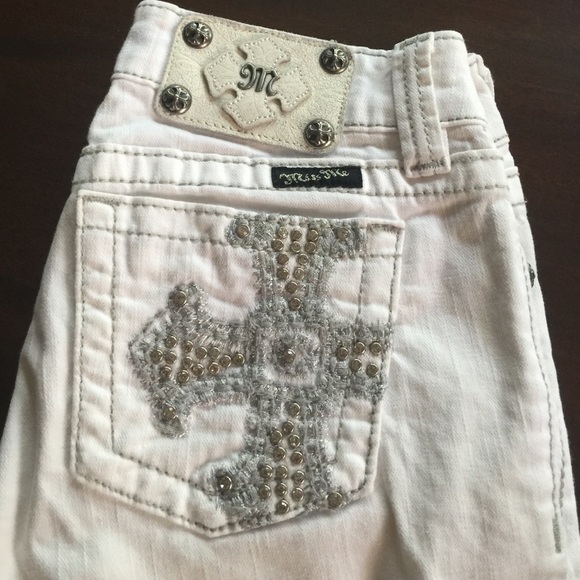Miss Me White Bermuda Shorts!