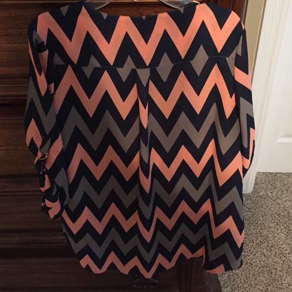 Shirt - Picture 2 of 3