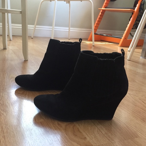 GAP Shoes - Gap Booties