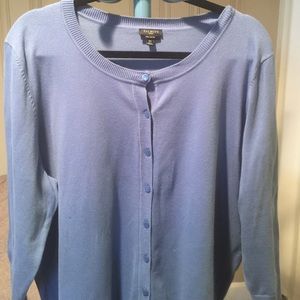 Sweet cardigan, perfect for summer and fall!