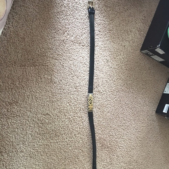 Black leather Moschino vintage belt