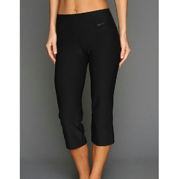 nike legend poly skinny pant