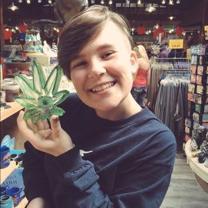 Meet your Posher, Michaela