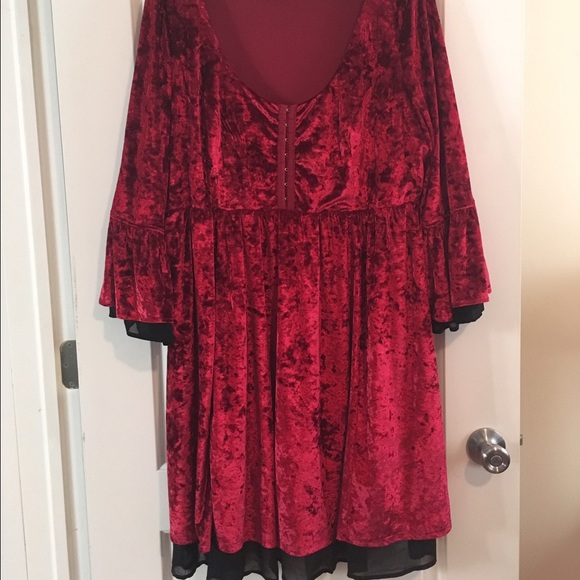 Velvet dress from Torrid