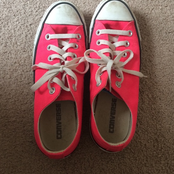 Hot pink converse