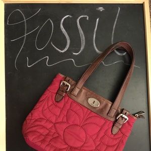 Fossil quilted bag