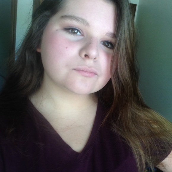Meet your Posher, Krista - Picture 1 of 1