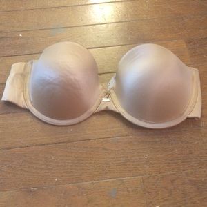 Never worn! Nude strapless bra.