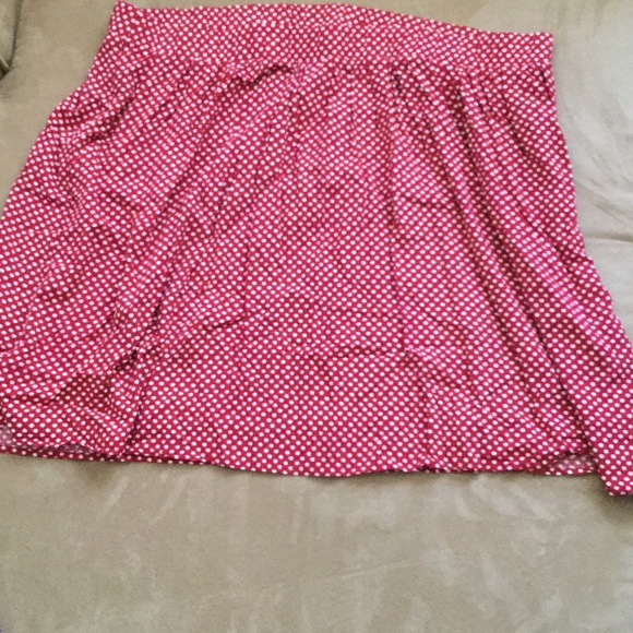 Old Navy- Red and white polka dot skirt