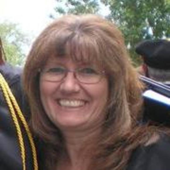 Meet your Posher, Kathy - Picture 1 of 1