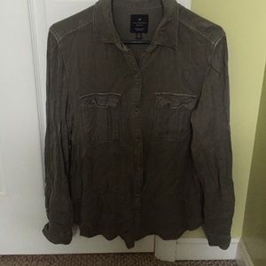 American eagle button up