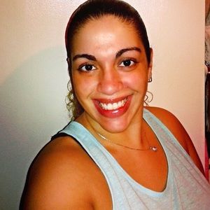 Meet your Posher, Angie