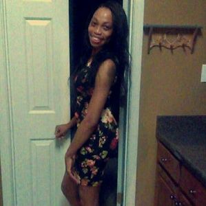 Meet your Posher, Romeka