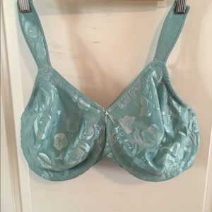 38G wacoal awareness bra. Light blue