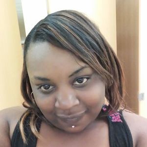 Meet your Posher, Desiree