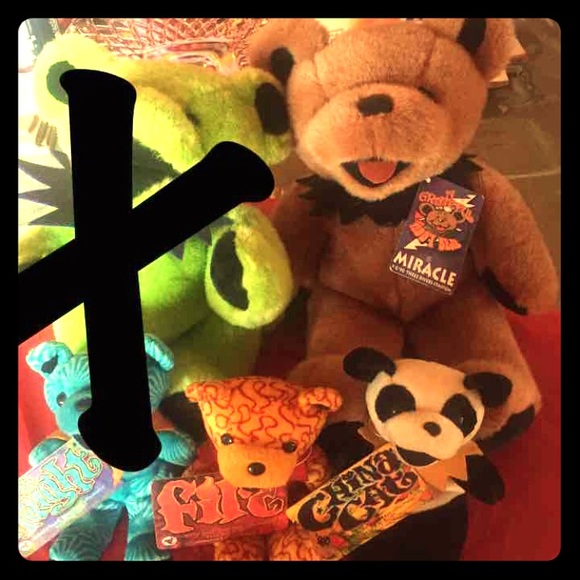 GRATEFUL DEAD BEAR LOT