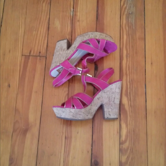 DV by Dolce Vita Platform Sandals