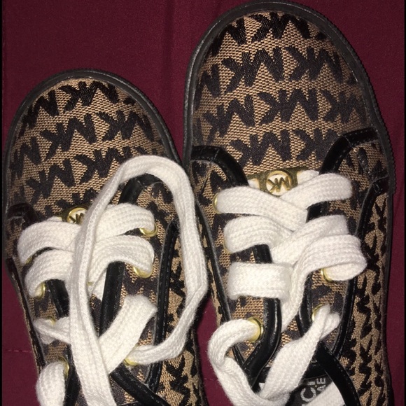 Michael Kors Shoes - Used to try 0n authentic Michael kors sneakers...
