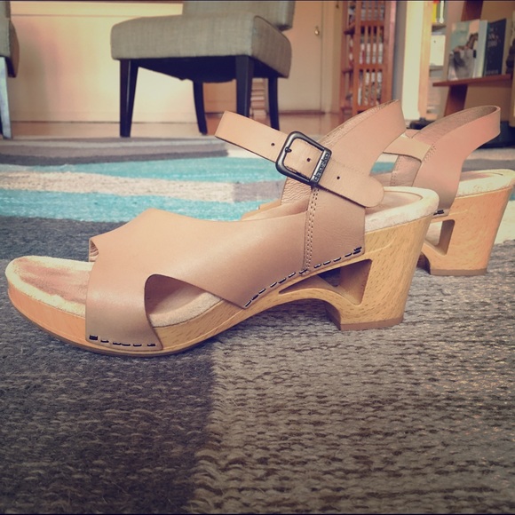 dansko tasha sandals