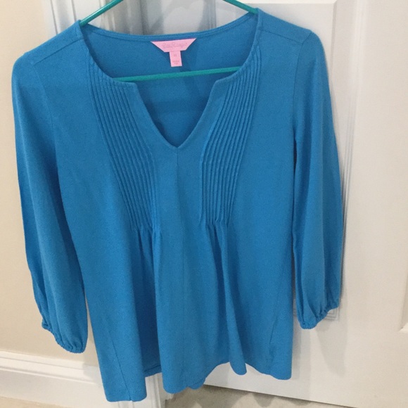 Barely Worn Lily Pulitzer Top!