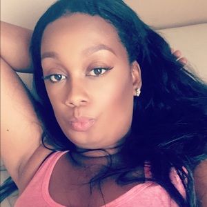 Meet your Posher, Tina