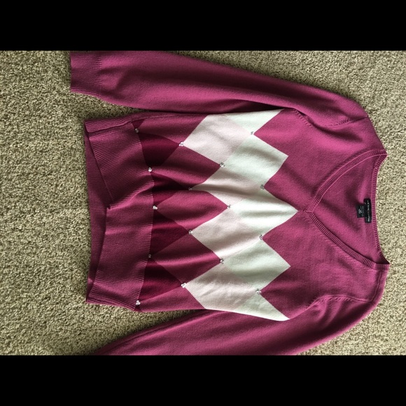 Sweater - Picture 1 of 1