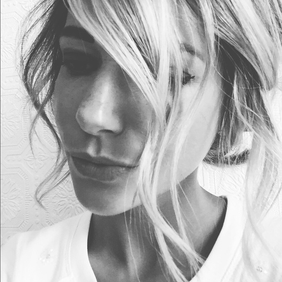 Meet Your Buyer/Seller, Amy!! - Picture 6 of 8