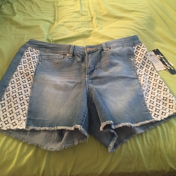 Shorts with lace on the side Clearance