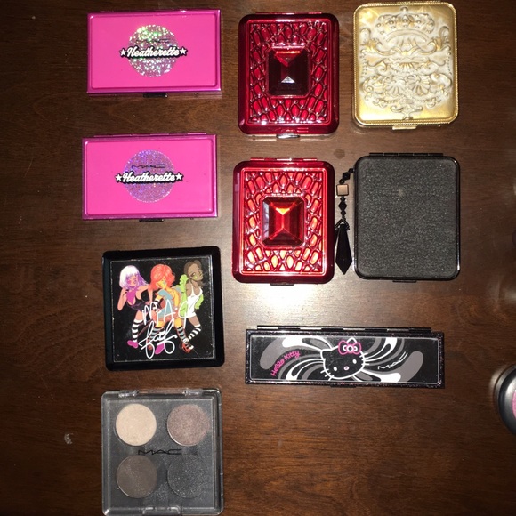 MAC LE Eyeshadow Palettes SALE!!! $25/each! - Picture 1 of 2