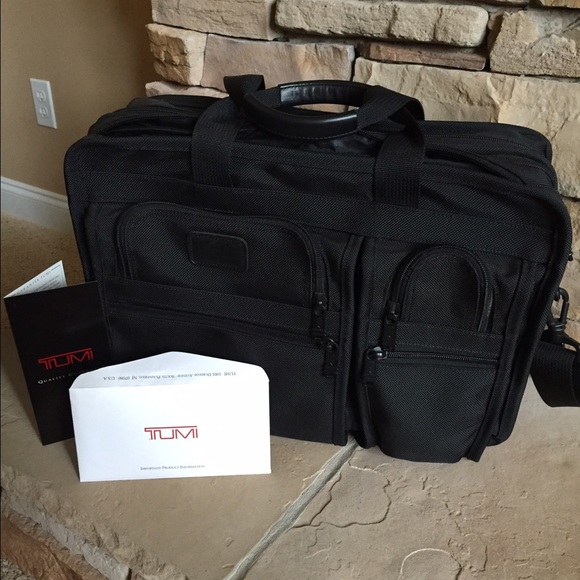 expandable organizer computer brief