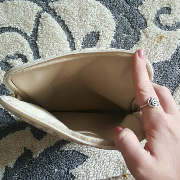 OFFERS WELCOME NEED TO SELL MK Tablet Case - Picture 3 of 4