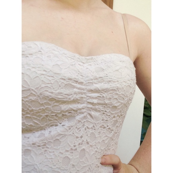 🍎Lacy tube top🍎
