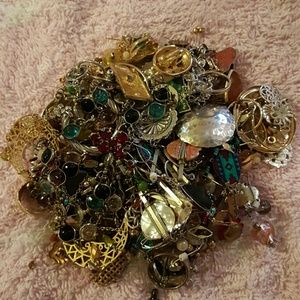 Mixed and some matching jewelry lot marked