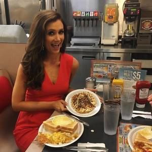 Meet your Posher, Laura