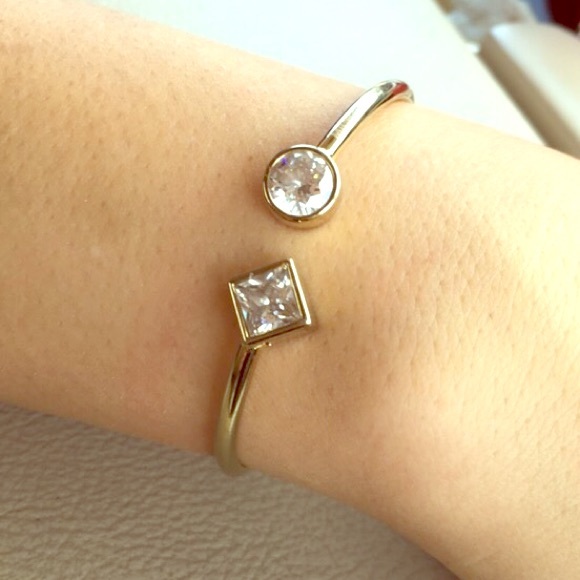 Small size twist/bangle Michael Kors braclet