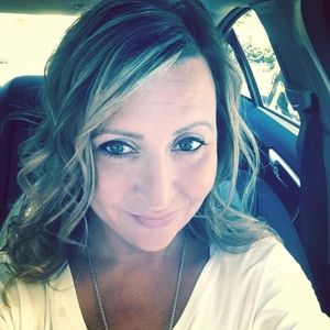 Meet your Posher, Allyson