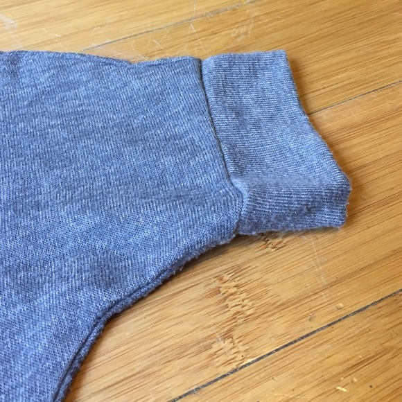 🌼 Abercrombie and Fitch Knit Crop Top 🌼 - Picture 4 of 4