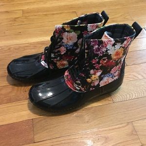 Steve Madden floral print rain booties.