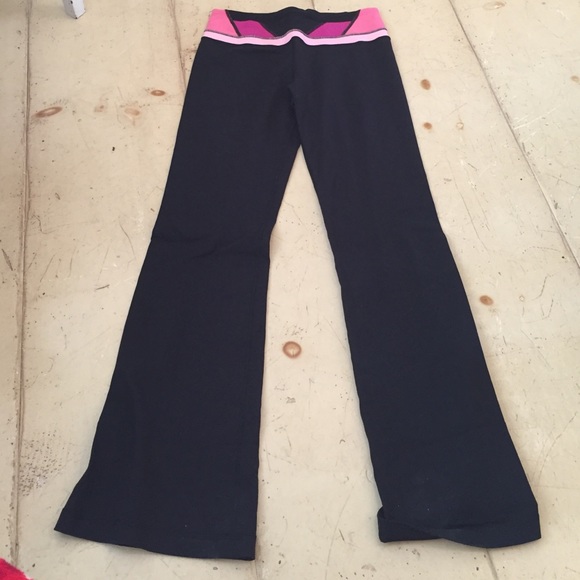 lululemon athletica Pants - Lululemon Yoga Pants