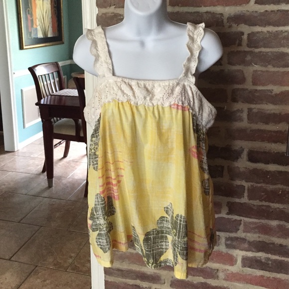 Roxy tank top size large