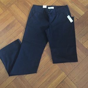 100% cotton mid-rise stretch pants